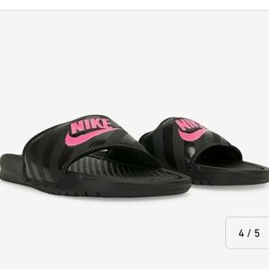 NWT Nike benassi jdi slides